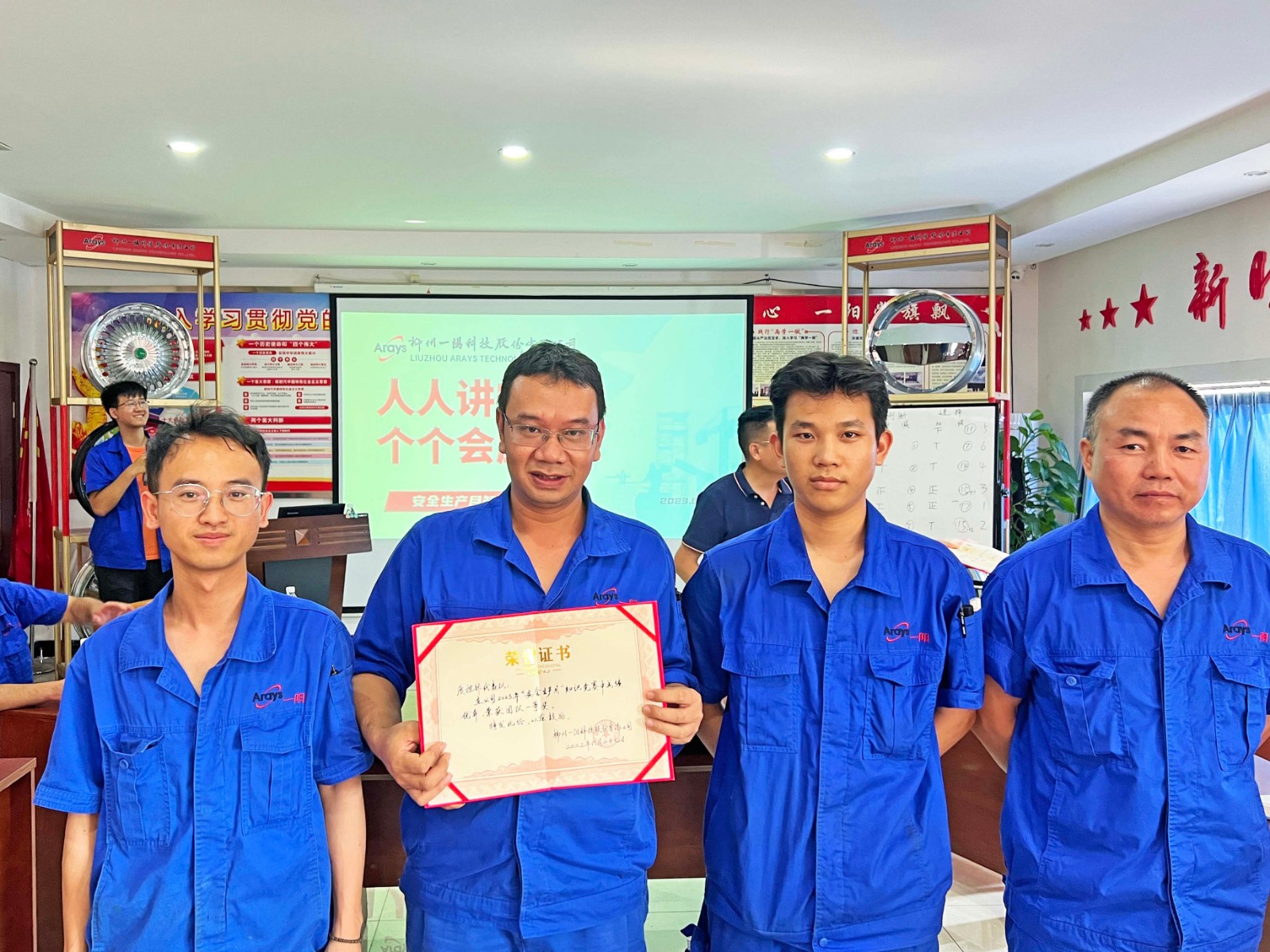 IMG_5185.jpg IMG_5185.jpg